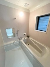 大阪市城東区東中浜、中古一戸建ての風呂画像です