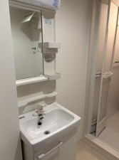 大阪市旭区新森、マンションの洗面画像です