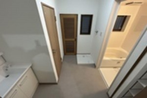 大阪市旭区清水、中古一戸建ての洗面画像です