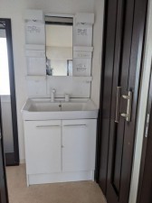 大阪市生野区新今里、マンションの洗面画像です