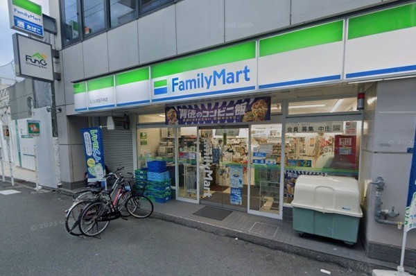 大阪市旭区清水、マンションのコンビニ画像です