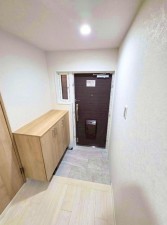 大阪市鶴見区今津南、マンションの玄関画像です