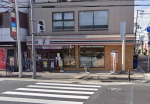 大阪市城東区中浜、中古一戸建てのコンビニ画像です