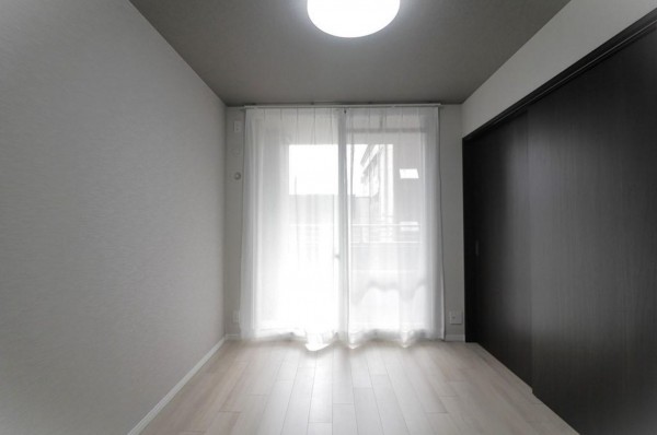 大阪市鶴見区今津南、マンションの内装画像です