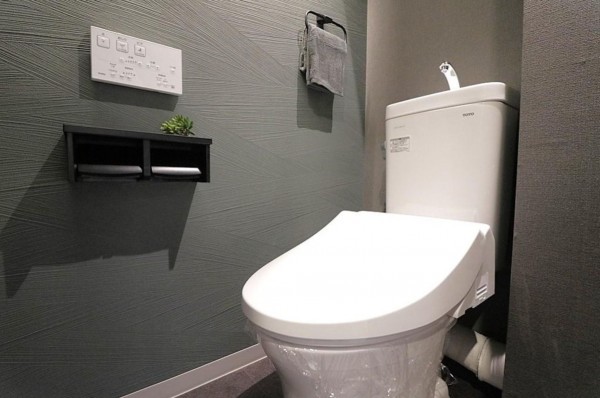 大阪市鶴見区今津南、マンションのトイレ画像です