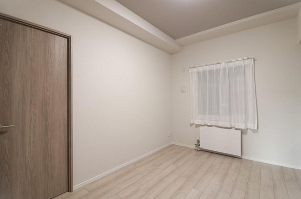 大阪市鶴見区鶴見、マンションの寝室画像です