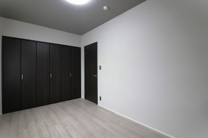 大阪市城東区諏訪、マンションの寝室画像です