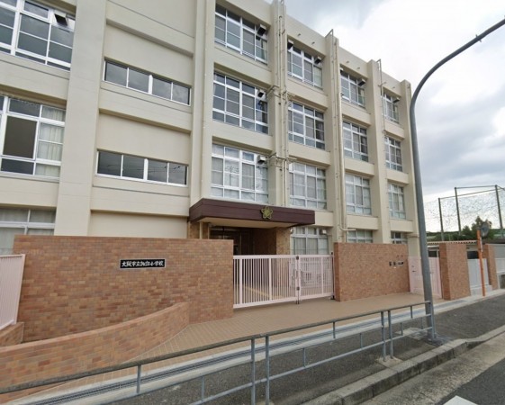 大阪市城東区諏訪、マンションの小学校画像です