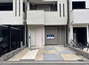大阪市生野区巽中、中古一戸建ての外観画像です