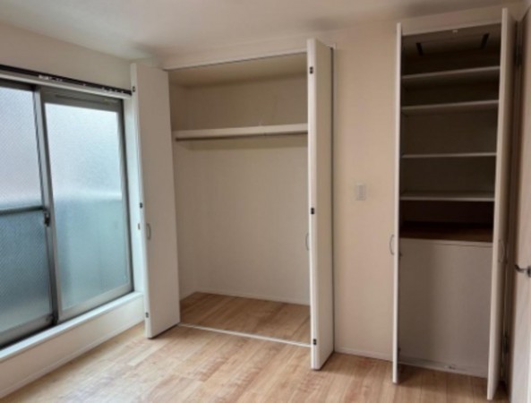 大阪市生野区巽中、中古一戸建ての寝室画像です