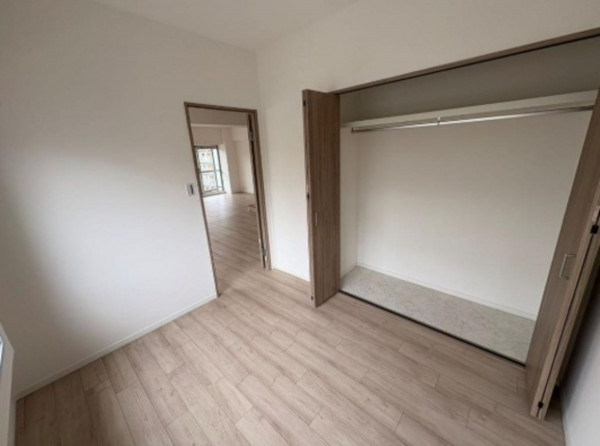 大阪市都島区大東町、マンションの寝室画像です