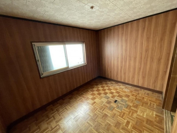 大阪市生野区巽南、中古一戸建ての内装画像です