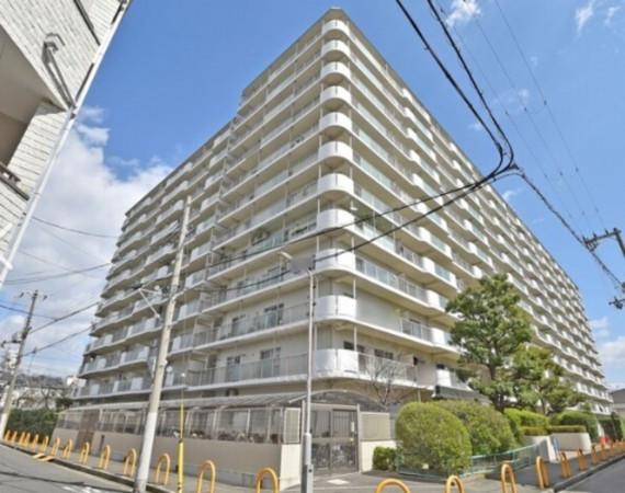 大阪市東成区大今里南、マンションの外観画像です