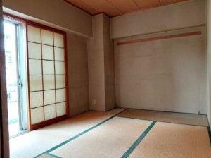 大阪市城東区成育、マンションの寝室画像です