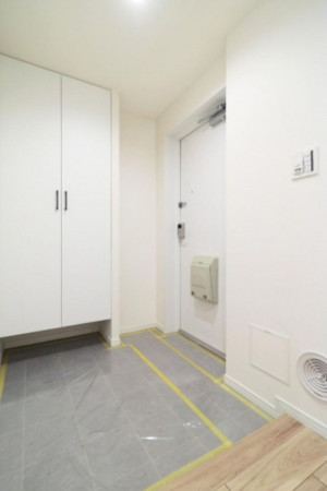 大阪市都島区友渕町、マンションの玄関画像です