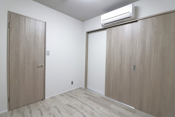 大阪市鶴見区鶴見、マンションの寝室画像です