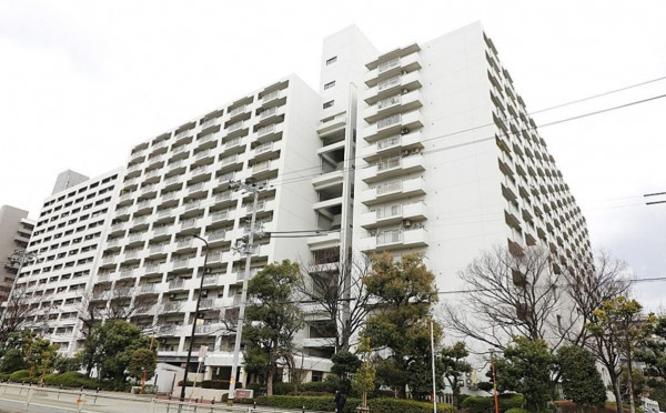 大阪市城東区森之宮、マンションの外観画像です