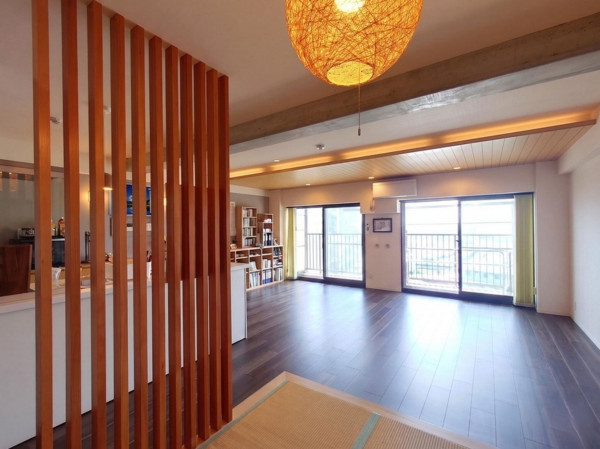 大阪市城東区鴫野西、マンションの居間画像です