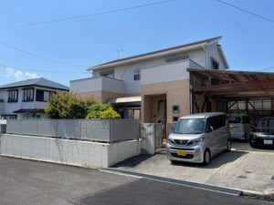 宮崎市希望ケ丘、中古一戸建ての間取り画像です