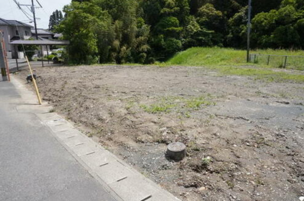 宮崎市佐土原町東上那珂、土地の画像です
