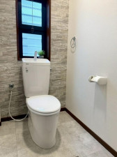 大阪市生野区生野西、中古一戸建てのトイレ画像です