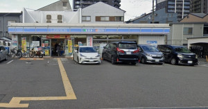 大阪市城東区鴫野西、マンションのコンビニ画像です
