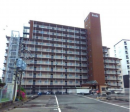 宮崎市高洲町、マンションの画像です