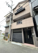 大阪市生野区巽中、中古一戸建ての外観画像です