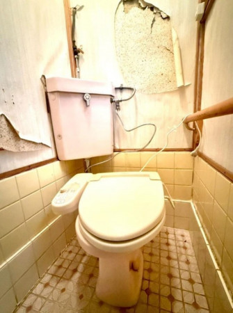 大阪市東成区大今里南、中古一戸建てのトイレ画像です