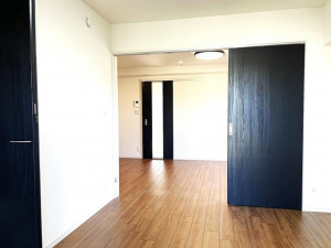 大阪市旭区高殿、マンションの子ども部屋画像です