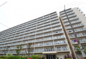 大阪市城東区関目、マンションの外観画像です