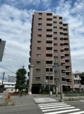 大阪市城東区鴫野西、マンションの外観画像です