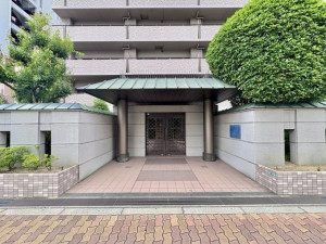 大阪市東成区深江南、マンションのエントランス画像です