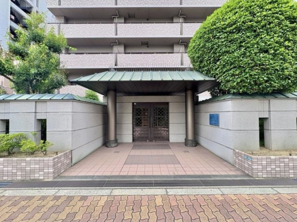 大阪市東成区深江南、マンションのエントランス画像です