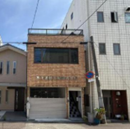 大阪市旭区中宮、中古一戸建ての外観画像です