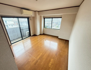 宮崎市源藤町、マンションの画像です
