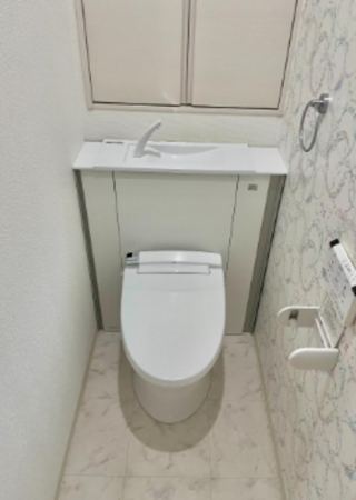 大阪市生野区新今里、中古一戸建てのトイレ画像です