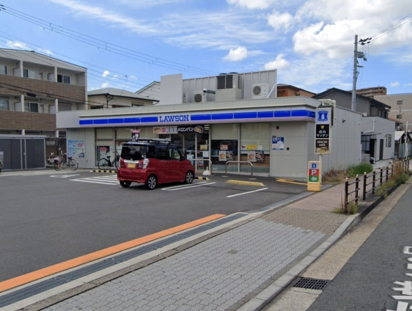 大阪市鶴見区鶴見、マンションのコンビニ画像です