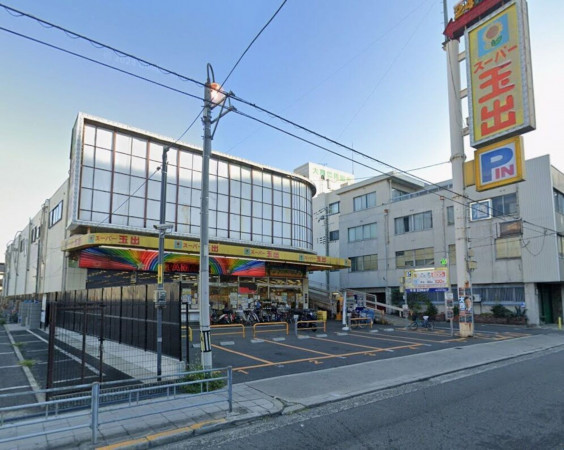 大阪市生野区中川西、中古一戸建てのスーパー画像です