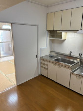 大阪市鶴見区今津中、マンションのキッチン画像です