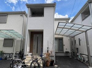 大阪市生野区中川、中古一戸建ての外観画像です