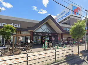 大阪市生野区中川、中古一戸建てのスーパー画像です