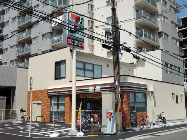 大阪市城東区中央、マンションのコンビニ画像です