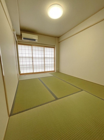 大阪市旭区高殿、マンションの寝室画像です