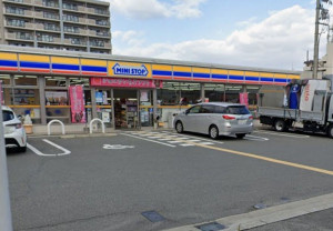 大阪市鶴見区今津北、中古一戸建てのコンビニ画像です