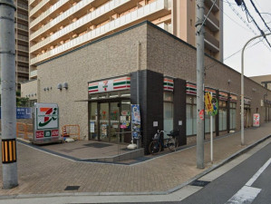 大阪市都島区中野町、マンションのコンビニ画像です