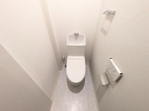 大阪市旭区森小路、中古一戸建てのトイレ画像です