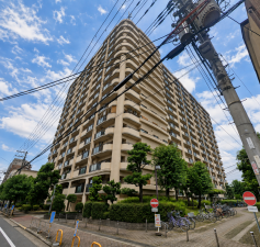 大阪市鶴見区今津南、マンションの外観画像です