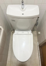 大阪市城東区鴫野西、中古一戸建てのトイレ画像です