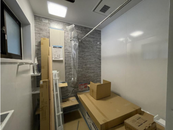 大阪市旭区赤川、中古一戸建ての風呂画像です